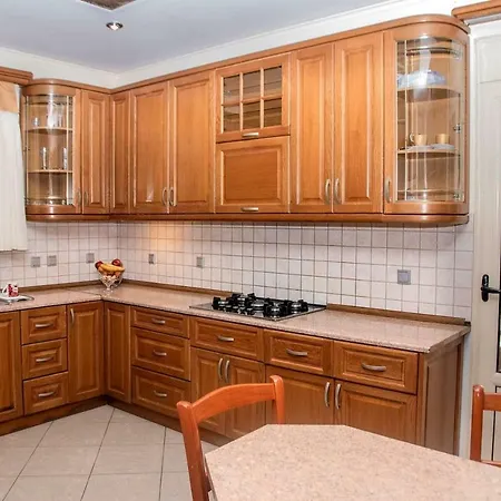 Вилла Beautiful With Private Garden And Pool *